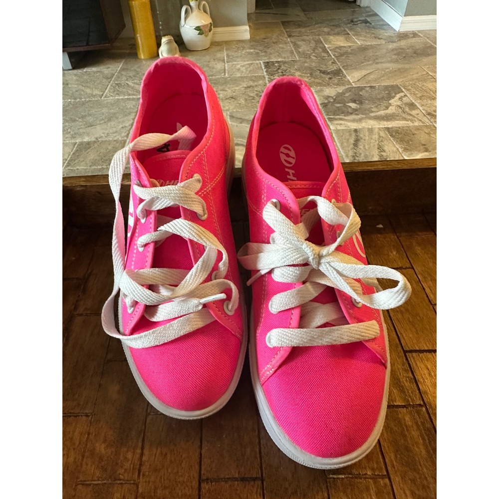 Heelys Roller Skate Shoes Kids Size 4 Pink Canvas Sneakers Wheels Skates VGUC